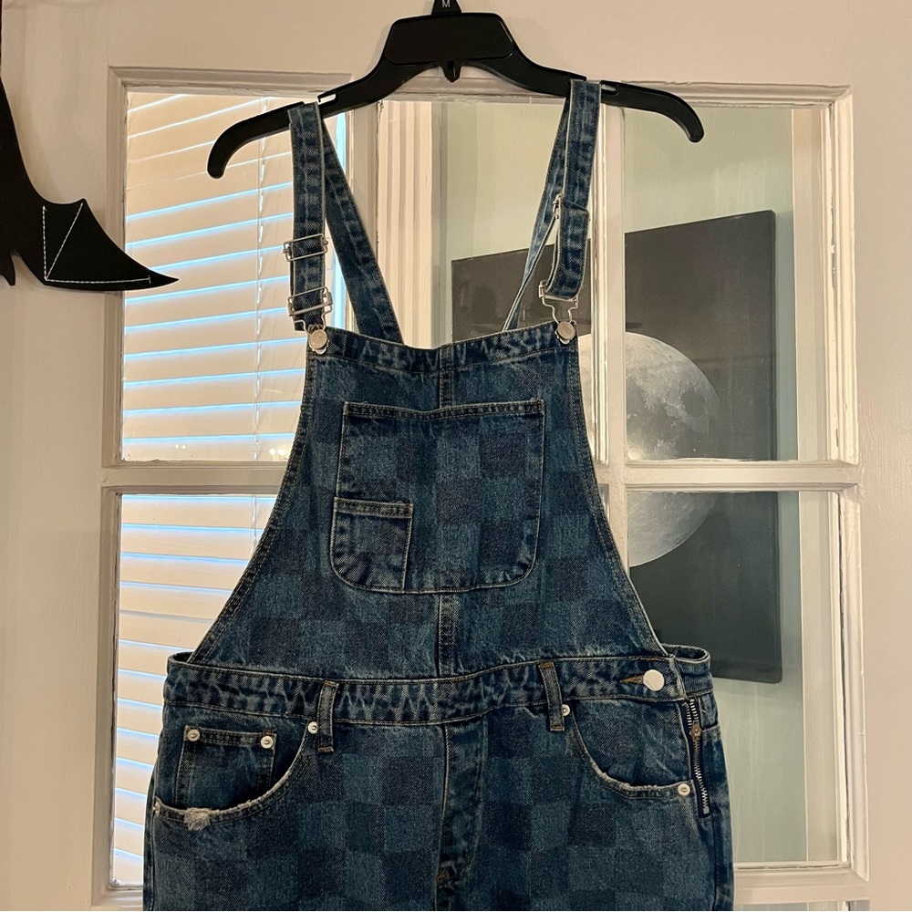 💙NWT Signature8 Dolls Kill Checkered Denim Overalls - Size Large💙